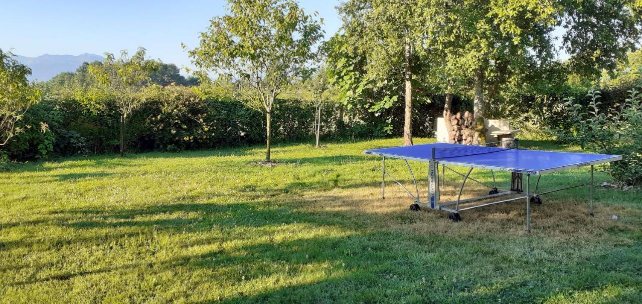 Gite Les Petits Chemins Ledeuix Exteriör bild